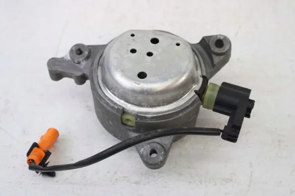 Audi A8 4H vaihteiston tuki OEM bt-cars-37895 image 4
