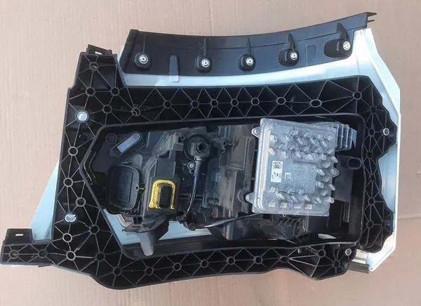 DAF XG Oikea Ajovalo LED 2188981 image 2