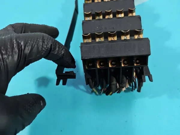 Zekeringkast OEM IMPRK1538088 voor Mercedes 124 image 6