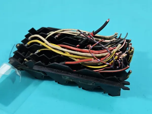 Zekeringkast OEM IMPRK1538088 voor Mercedes 124 image 8