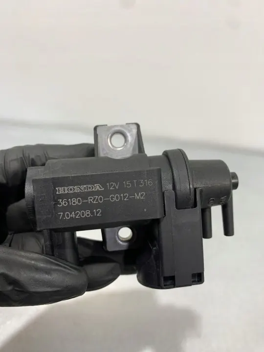 Soupape de régulation turbo OEM 15T316 - Occasion image 3