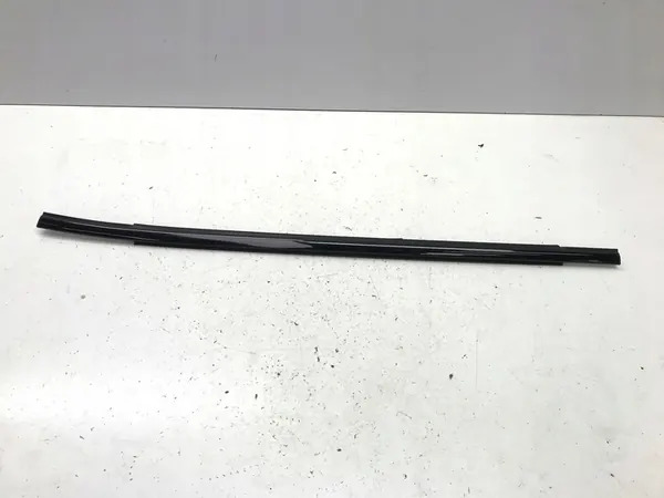 CHERY OMODA 5 C5 2025 Rechte hintere Fensterleiste QR250-F04 image 1