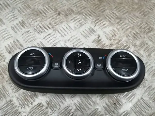 Fiat 500X Klimaanlage Bedienfeld OEM 735634480 image 2