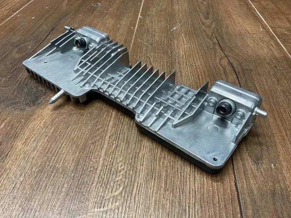 Câmera para-brisa dianteiro Mercedes-Benz OEM A2479008017 image 3