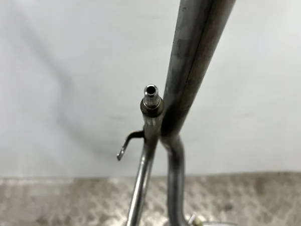 Maserati Quattroporte VI Fuel Inlet Pipe 3.8 V8 OEM image 7