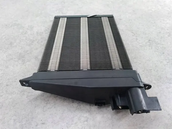 Elektrische Verwarming VW Golf V 2.0 TDI OEM 1K0963235D image 5