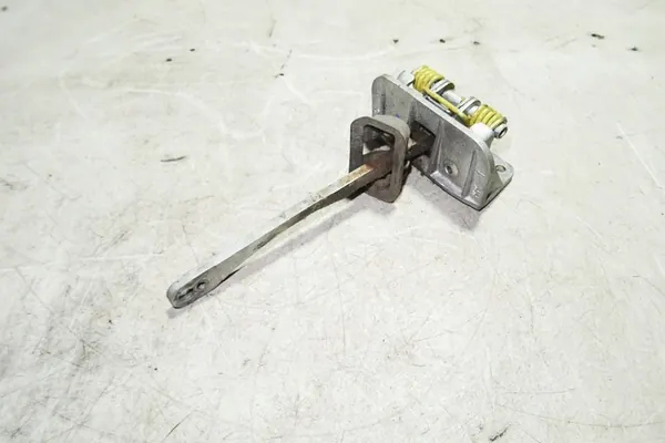 Fermaporta anteriore destro AUDI A2 (8Z0) 8Z0839249 image 2