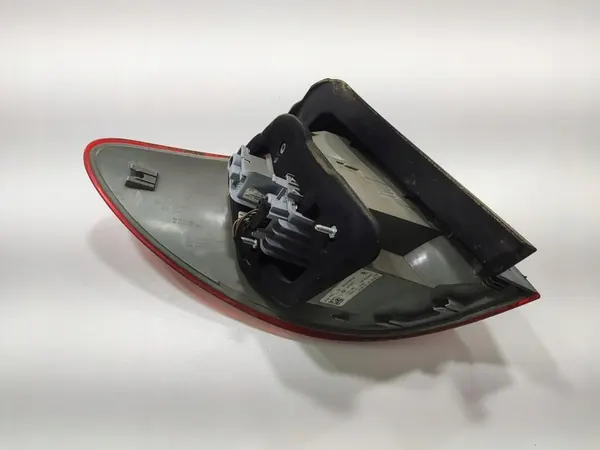 Rechter achter spatbordlamp Mercedes B-Klasse W246 2011-2014 A2468200264 image 5