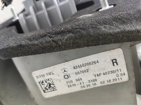 Rechter achter spatbordlamp Mercedes B-Klasse W246 2011-2014 A2468200264 image 6