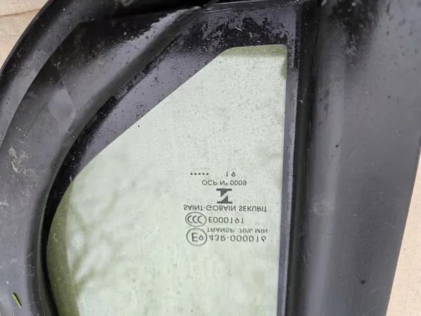Vidrio Puerta Derecha Citroen Berlingo IV OEM 9818042780 image 3
