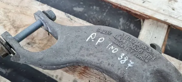 A6 C8 4K Iskunvaimentimen Kiinnike Oikea Etu 4M0413038L image 3