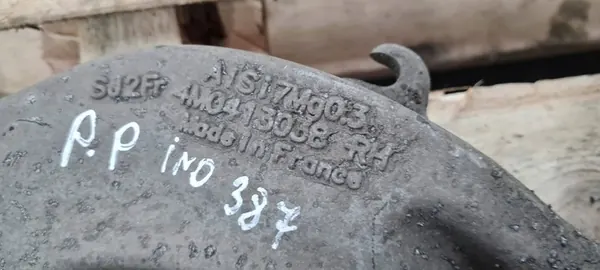 A6 C8 4K Iskunvaimentimen Kiinnike Oikea Etu 4M0413038L image 8