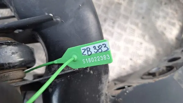 Set di bracci di sospensione posteriore BMW 1 E81 E87 E90 E91 E92 E93 OEM VAX15734 image 9