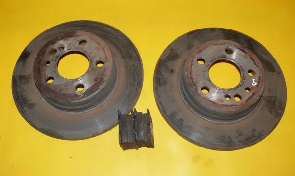Mercedes Jarrulevyt & Palat Taka OEM Sarja image 2