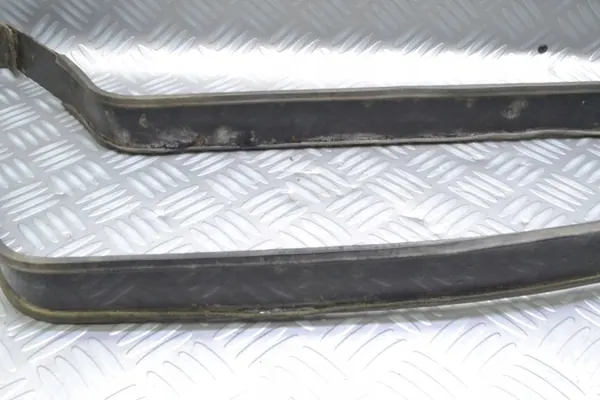 Clamps de montage de réservoir de carburant SAAB 93 9-3 image 3