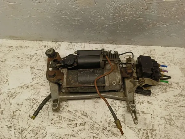 Compressore sospensione Volkswagen Touareg image 2