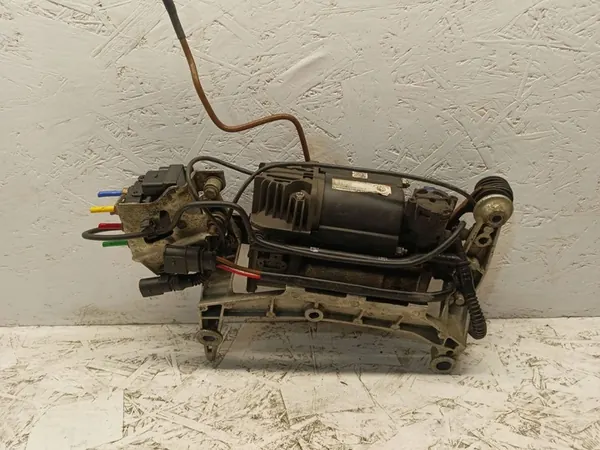 Compressore sospensione Volkswagen Touareg image 4