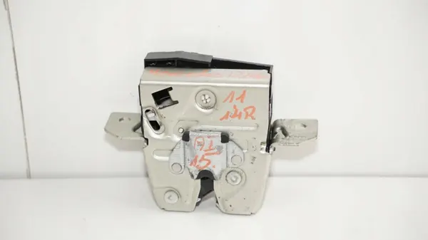 Bakluckelås OEM 360202488 för Mercedes W246 2011-2014 image 2