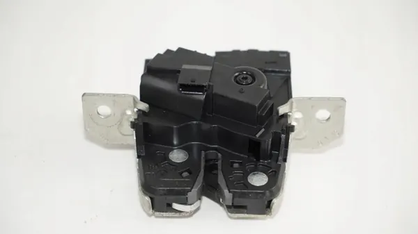 Bakluckelås OEM 360202488 för Mercedes W246 2011-2014 image 3