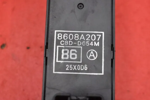 Raam Schakel Mitsubishi ASX OE 8608A207 image 4