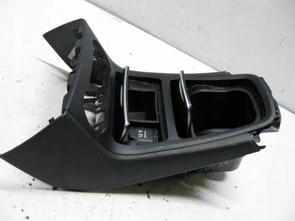 Mercedes A2466800171 Cendrier Tunnel pour W246 2.2 CDI image 4