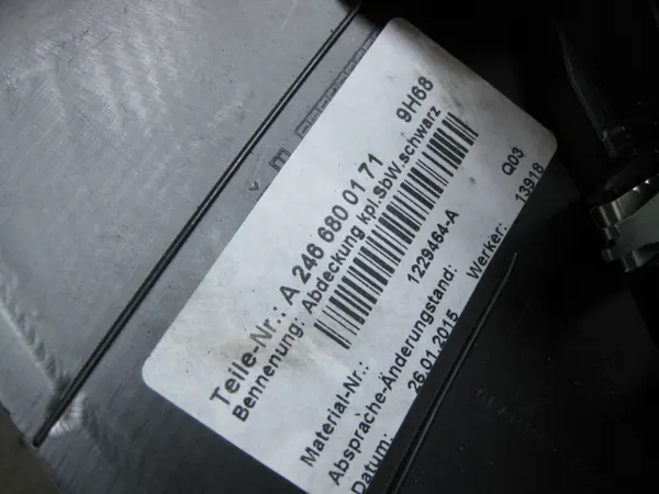 Mercedes A2466800171 Cendrier Tunnel pour W246 2.2 CDI image 6