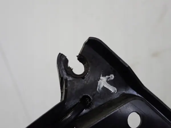 Suzuki SX4 Sedici 06-13 Alamoottorikansi vasen OEM image 8
