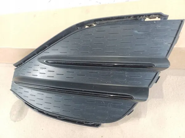 Grille de pare-chocs avant droite Mercedes GLA A247 W247 OEM image 3