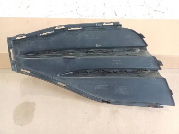 Grille de pare-chocs avant droite Mercedes GLA A247 W247 OEM image 4