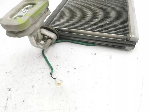 Lämmönvaihdin A/C Honda Accord 2008 OEM AMD152431 image 5