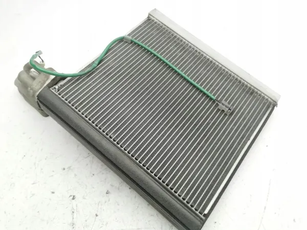 Lämmönvaihdin A/C Honda Accord 2008 OEM AMD152431 image 8