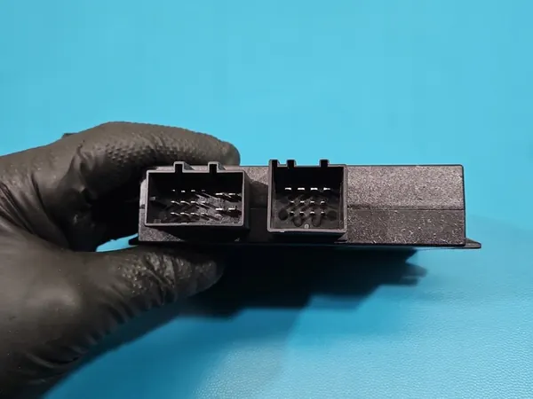 HAK KONTROLLMODUL SKODA OCTAVIA II 8P0907383 image 4