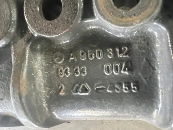 Support de cadre Mercedes Actros OEM A9603120333 image 5