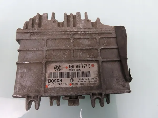 OEM 030906027E Begagnad VW Polo III 6N1 1.0 Styrenhet image 8