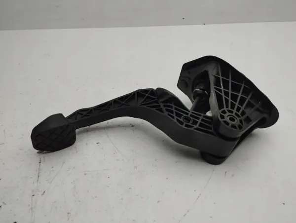 Audi A1 Kupplungspedal OEM 2Q2721059M - Gebraucht image 2