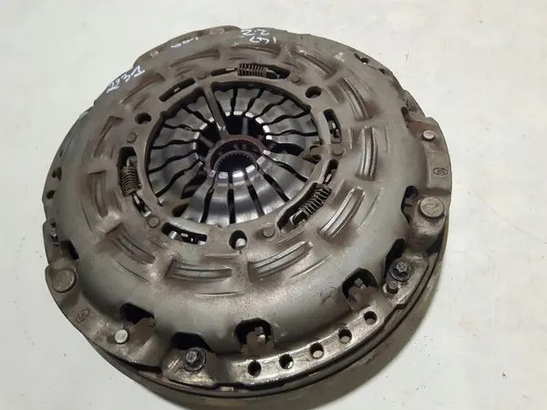 Kaksimassainen vauhtipyörä Mercedes W212 W218 W204 W207 2.2 CDI image 4