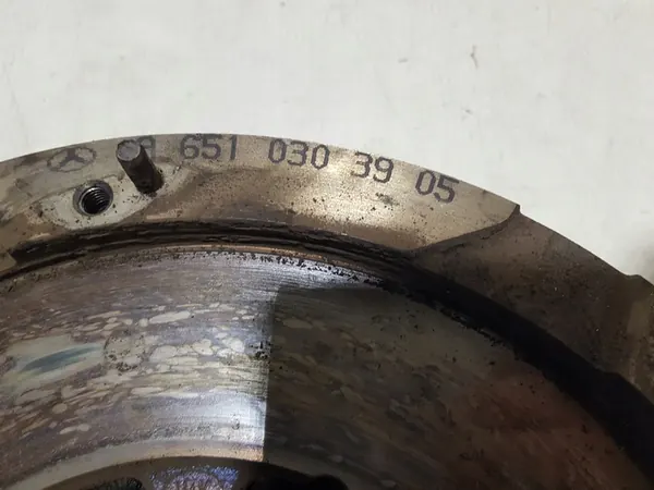 Kaksimassainen vauhtipyörä Mercedes W212 W218 W204 W207 2.2 CDI image 9