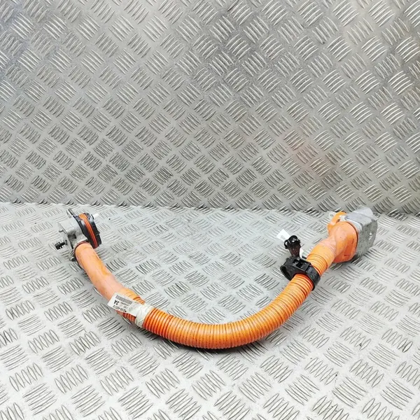 Cable carga batería Toyota bZ4X OEM 821H342010 image 2