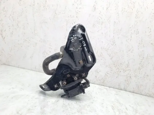 Polttoainepumppu OEM 021906271 Audi A3 Sportback 2.0L image 4