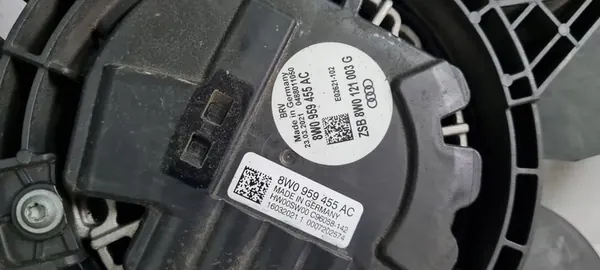 A5 8W LIFT Kylarrubrik Modul 2.0 TDI 8W0121003G image 8