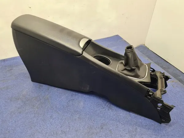 TOYOTA AVENSIS T27 LIFT 2012 Tunnel Central SIMAR-56723- image 3