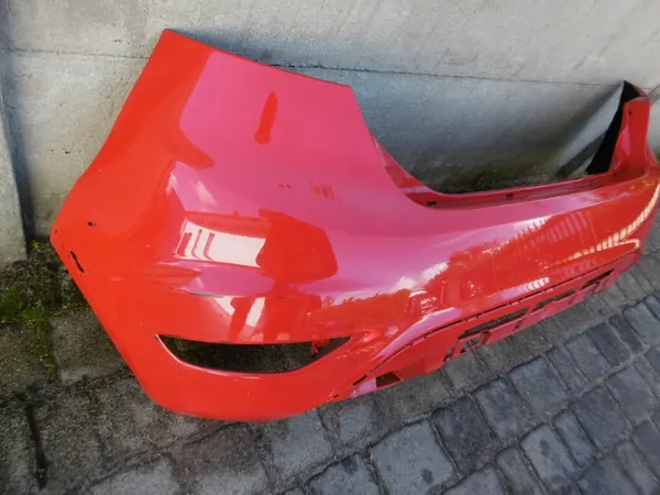 Paraurti posteriore Ford Fiesta MK7 image 2