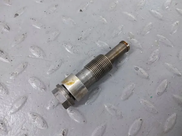 BMW Kamkedjespännare OEM 8631848 - Begagnad image 4