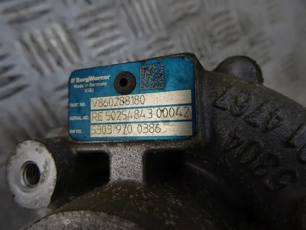 Turbo con Colector Citroen DS 5 1.6 THP OEM V860288180 image 4