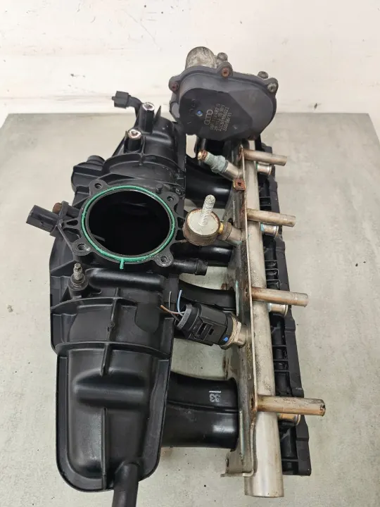 Ansaugkrümmer Audi A4 B7 2.0L 06F133482B image 5