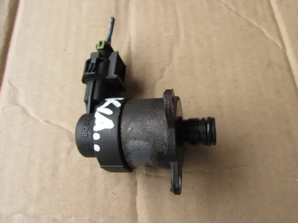 Capteur de pression de carburant Kia Sportage III 1.7 CRDi image 2