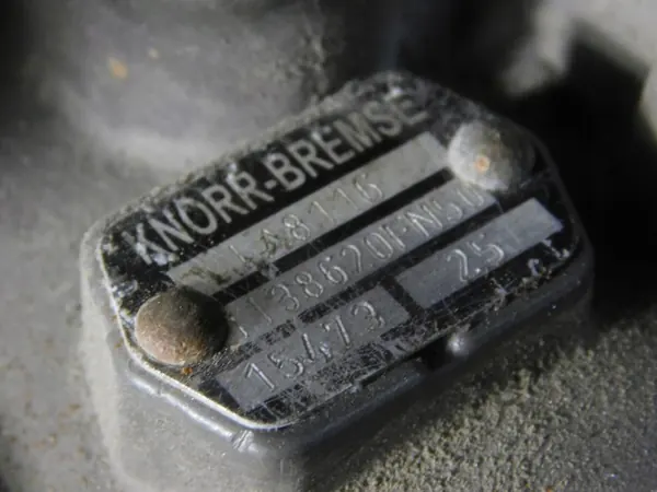 Lufttorkarventil OEM LA8116 AE4526 för DAF LF image 6