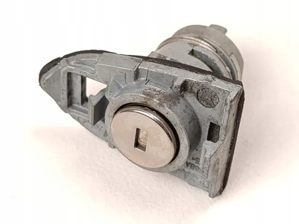 Ford OEM DS7AF21991 dörrlåsinsats vänster fram image 2