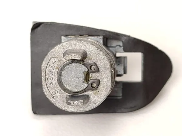 Ford OEM DS7AF21991 dörrlåsinsats vänster fram image 3