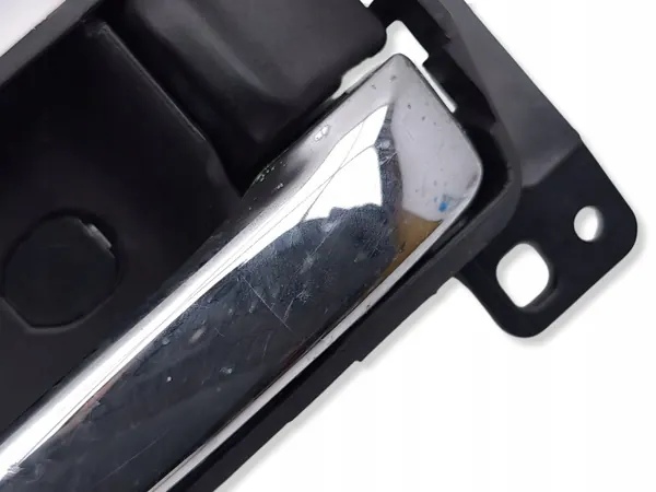 Tirador de puerta Toyota GT86 OEM AMD232133 - Usado image 6